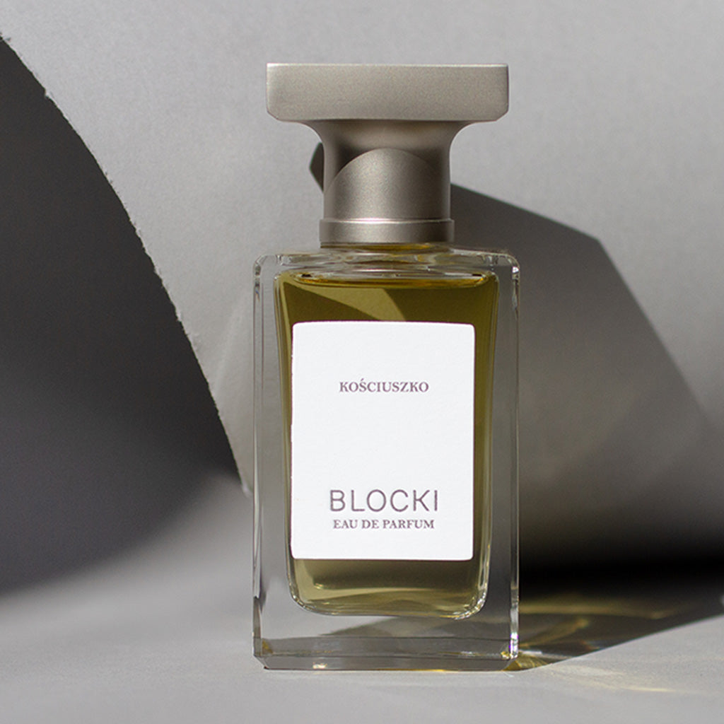 Stylized photo of 50ml glass bottle of Kosciuszko perfume